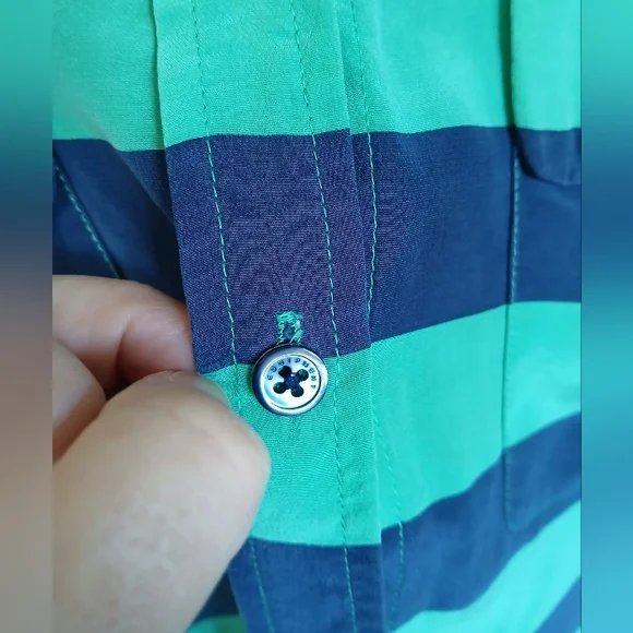 Equipment Femme Cabana Silk Long Sleeve Striped Button down Shirt Size M - Picture 5 of 11